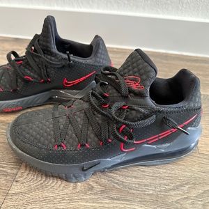 NIKE Lebron James 17 Low Bred EP Black Size 8.5 Men’s Like New Men’s No box